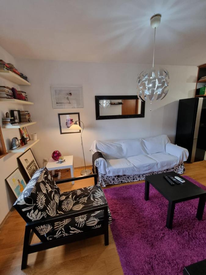 One Bedroom Centre Apartment Podgorica Exterior foto
