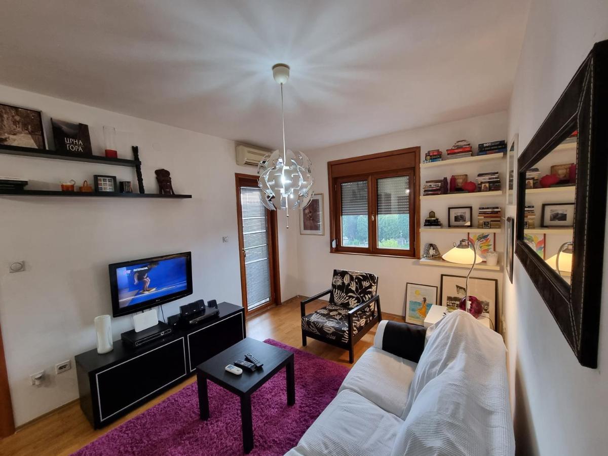 One Bedroom Centre Apartment Podgorica Exterior foto