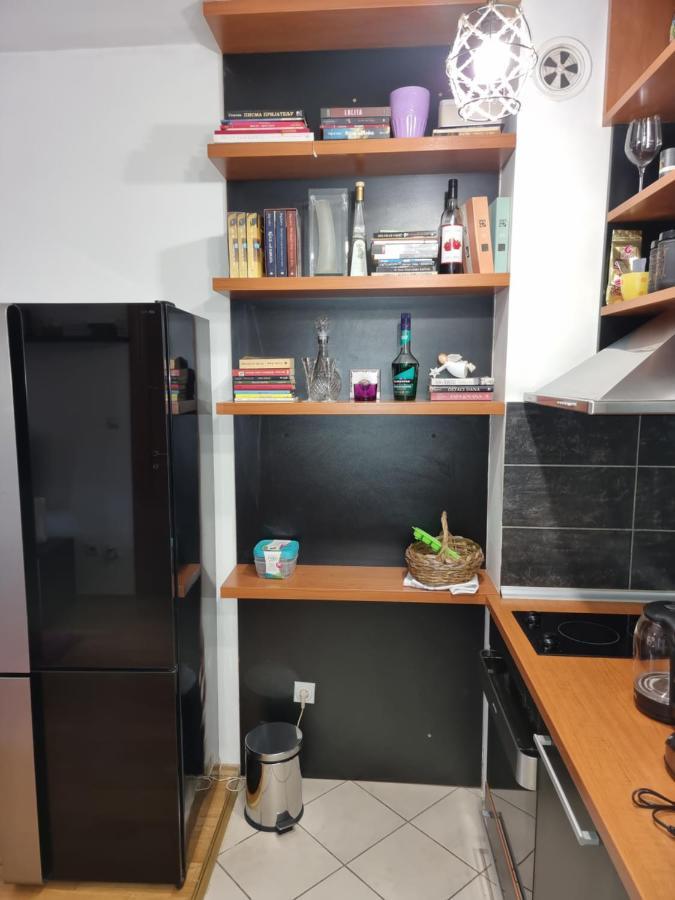 One Bedroom Centre Apartment Podgorica Exterior foto